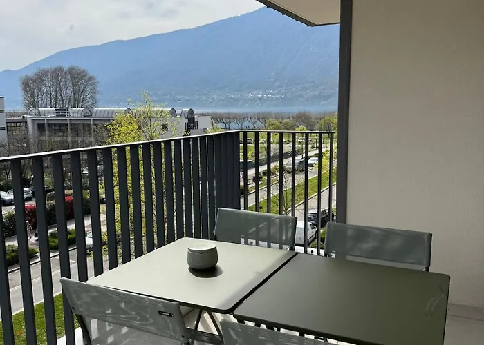 Le Doublaix - Superbe T3 Neuf - Parking Prive - Apartamento
