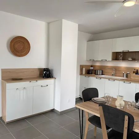 Le Doublaix - Superbe T3 Neuf - Parking Prive - Appartement