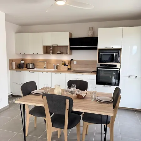 Apartment Le Doublaix - Superbe T3 Neuf - Parking Prive - *
